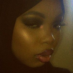 Meet your Posher, Fatimah